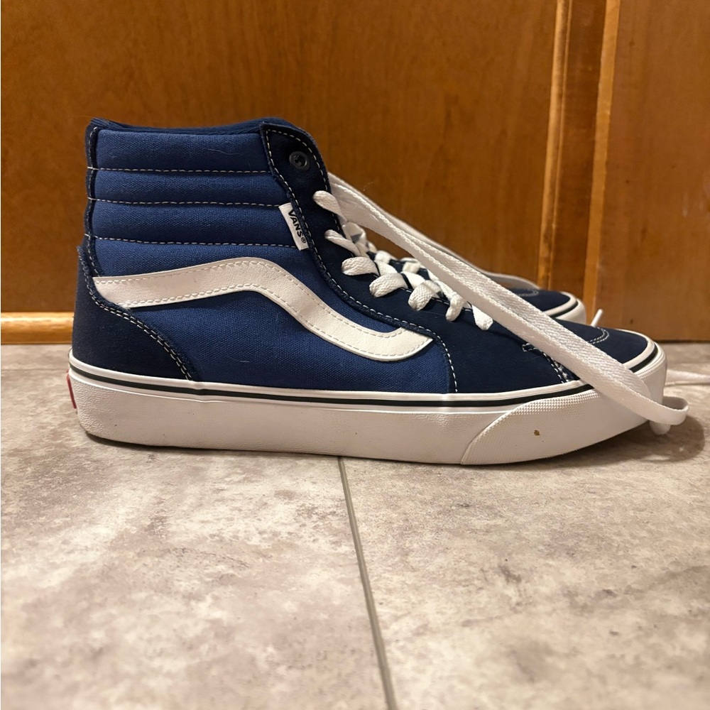 Sk8-Hi Vans High Tops Navy Blue